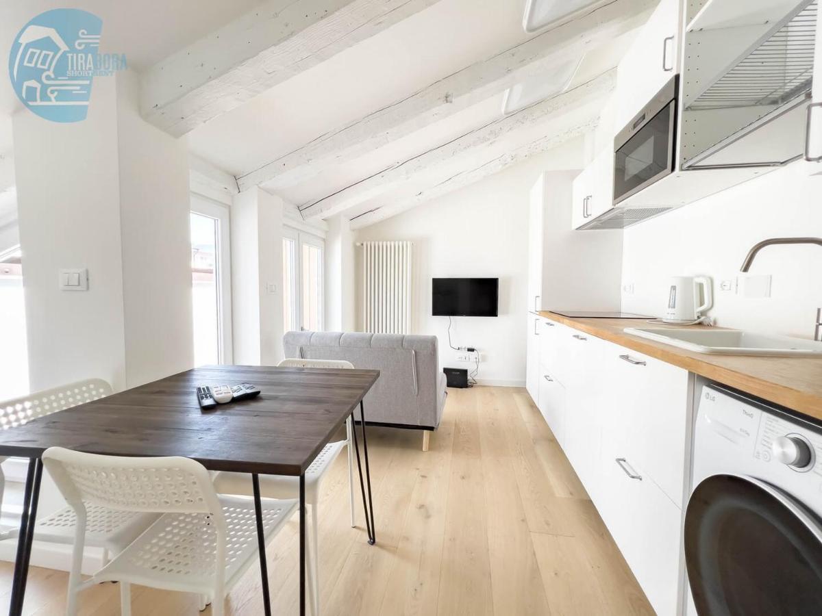 Corridoni 4C Tirabora Short Rent Lejlighed Trieste Eksteriør billede